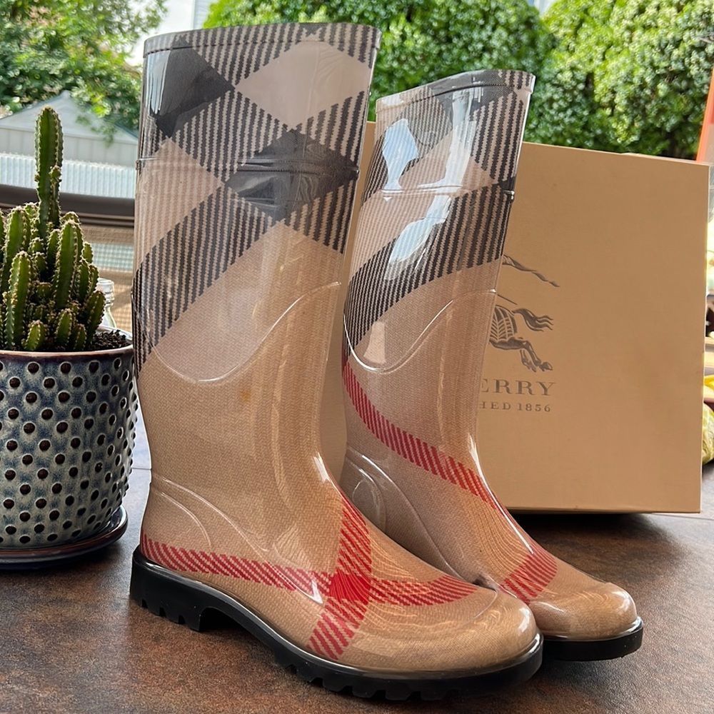 burberry rain boots